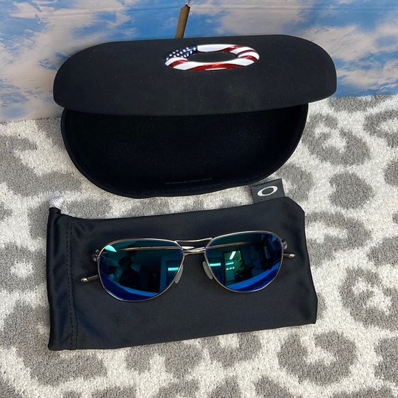 Oakley Other - 🌟Oakley Contrail Sunglasses W/ Case and Bag 🌟
